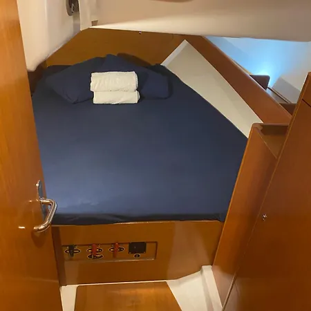 Bateau-hôtel Nautical Nomads Çeşme